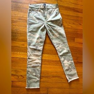 Camo skinny jeggins